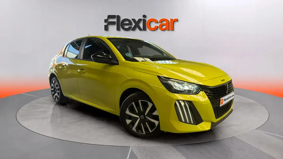 Usado Peugeot 208 Allure 110 CV (80 kW) 2025 Utilitario