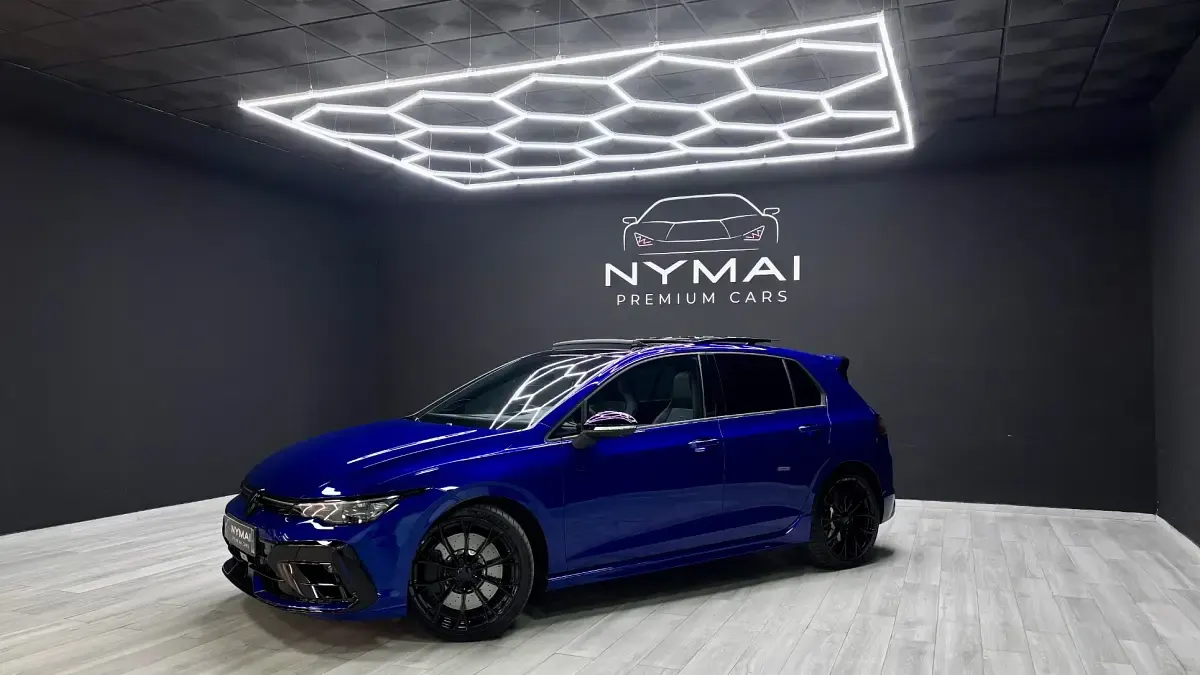 Usado VW Golf VIII R 333 CV (244 kW) 2025 Azul Utilitario