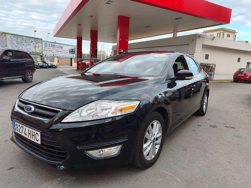 Usado Ford Mondeo 115 CV (84 kW) 2011 Negro Berlina
