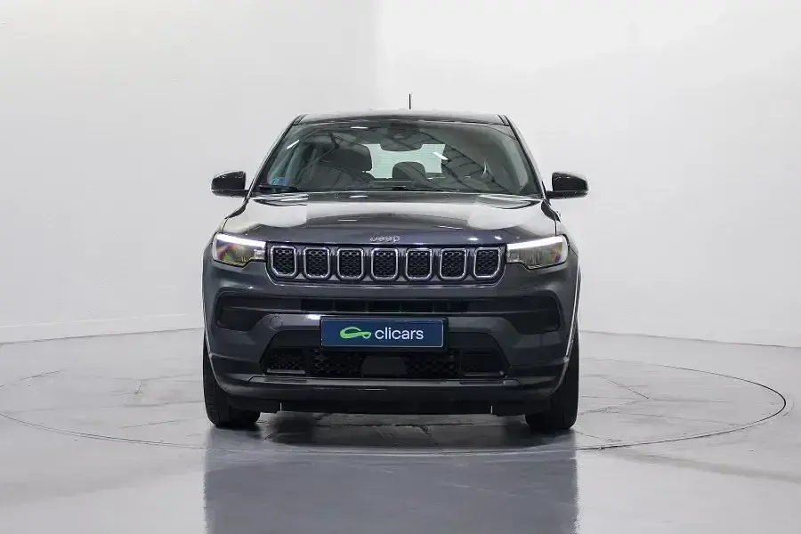 Occasion Jeep Compass Longitude 130 ch (95 kW) 2024 Gris SUV