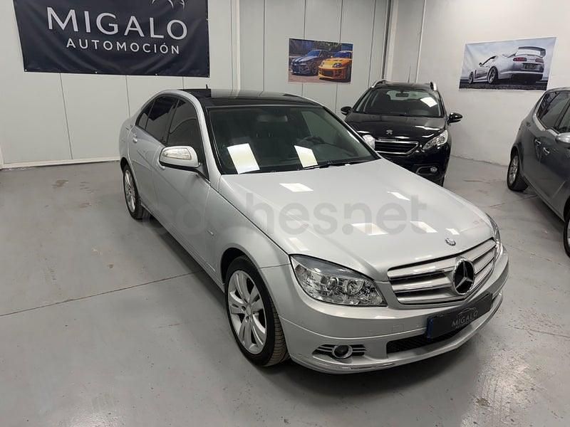 Usado Mercedes C320 Avantgarde 224 CV (164 kW) 2007 Gris / plata Berlina