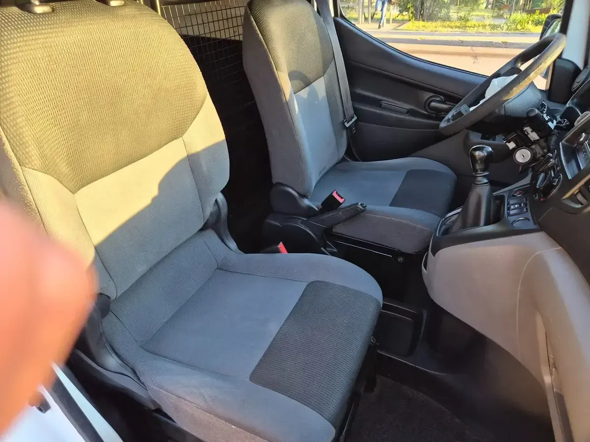 Usado Nissan NV200 Comfort 110 CV (80 kW) 2015 Blanco Monovolumen