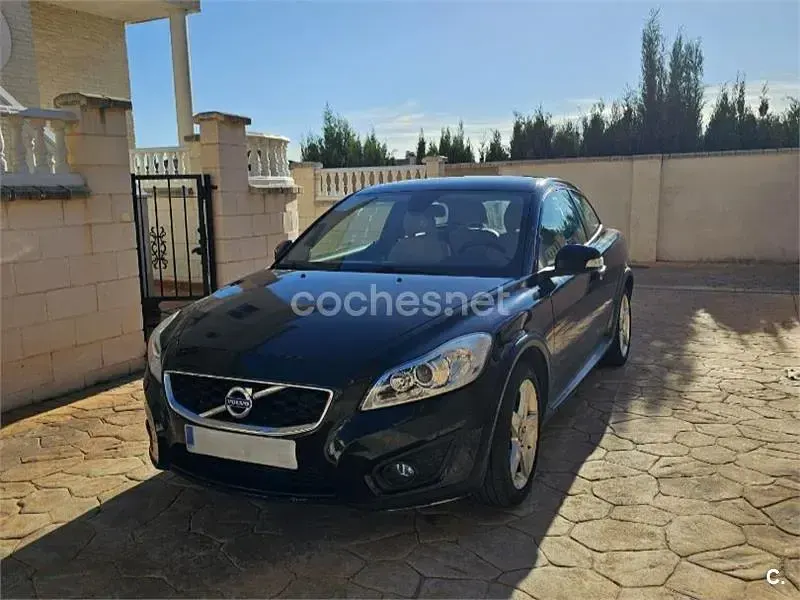 Usado Volvo C30 Summum 150 CV (110 kW) 2011 Negro Utilitario