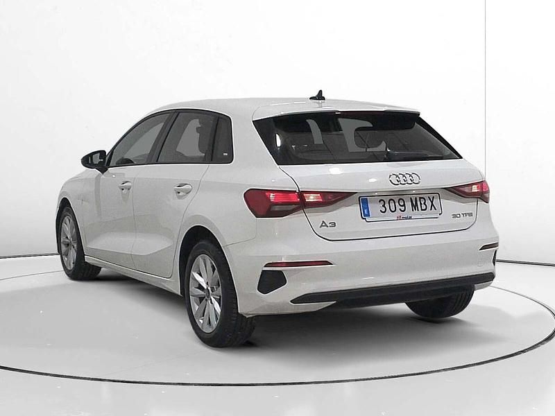 Usado Audi A3 e-tron Advanced 110 CV (80 kW) 2022 Blanco Utilitario