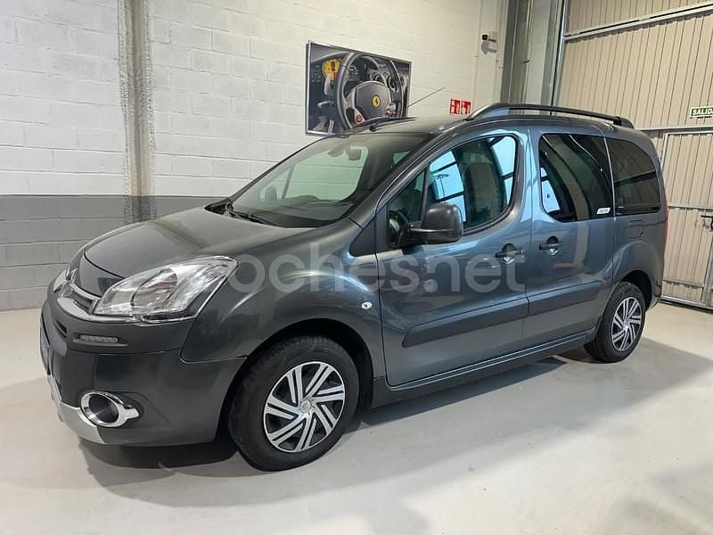 Gris / plata Usado 2015 Citroën Berlingo XTR Monovolumen | 11.990 € (Precio justo) - Imagen 1/4