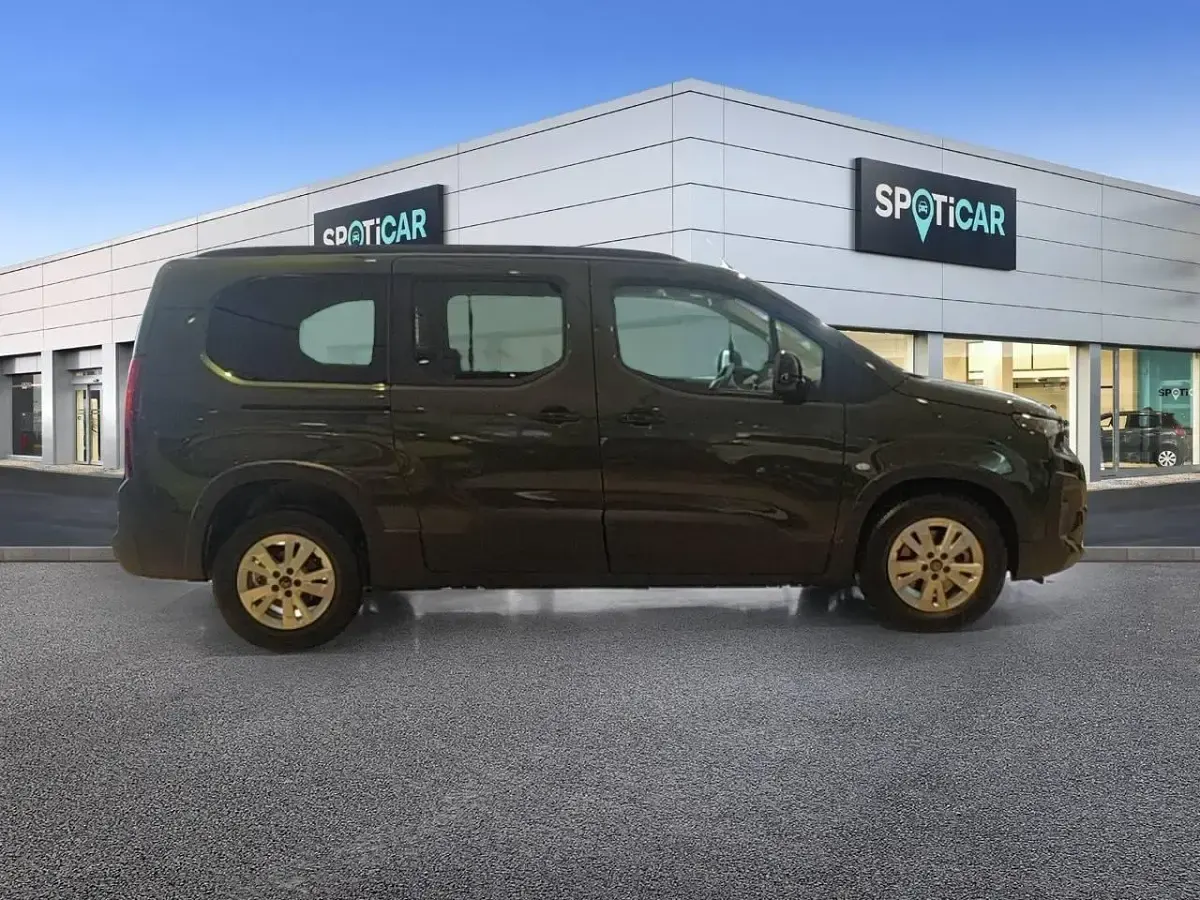 Nuevo Peugeot Rifter Allure 130 CV (95 kW) 2026 Verde Monovolumen