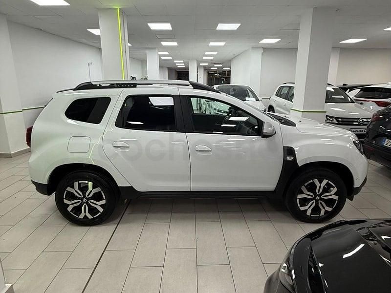 Usado Dacia Duster Extreme 100 CV (73 kW) 2022 Blanco SUV