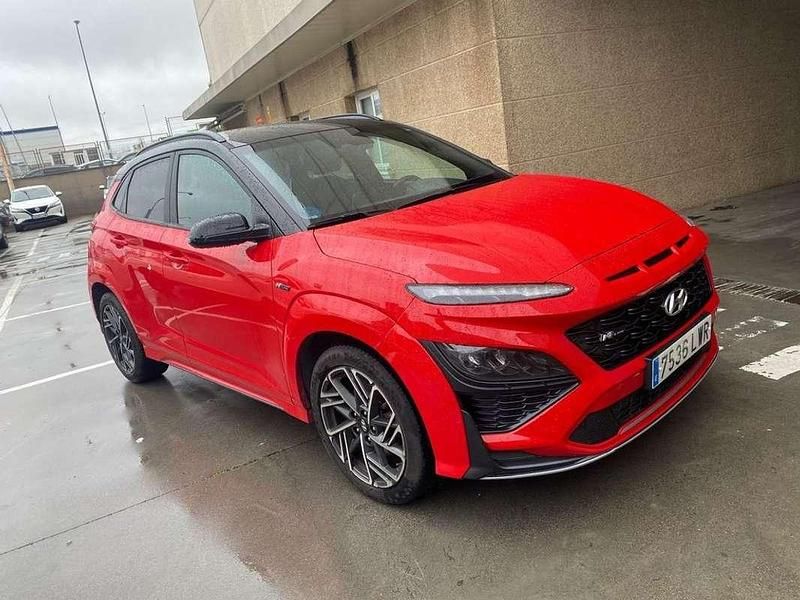 Usado Hyundai Kona N Line 121 CV (88 kW) 2022 Rojo SUV