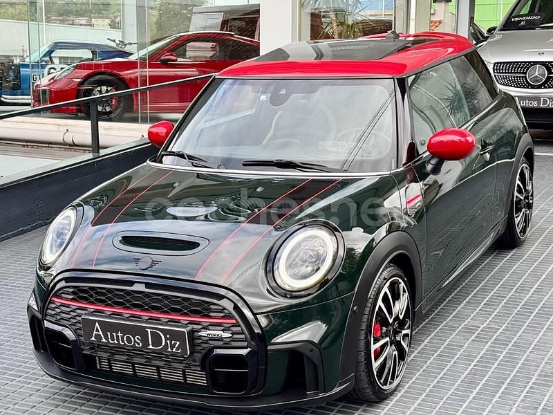 Usado Mini John Cooper Works 231 CV (169 kW) 2021 Verde Utilitario