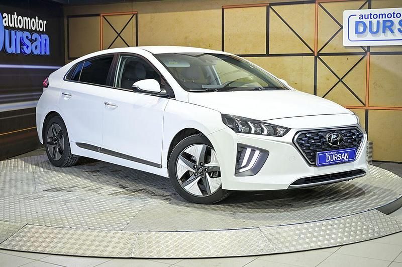 Usado Hyundai Ioniq 141 CV (103 kW) 2022 Blanco Utilitario