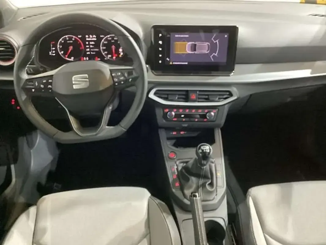 Usado Seat Ibiza FR 116 CV (85 kW) 2026 Gris Utilitario