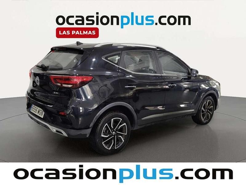 Usado MG ZS Luxury 111 CV (81 kW) 2023 Blanco SUV