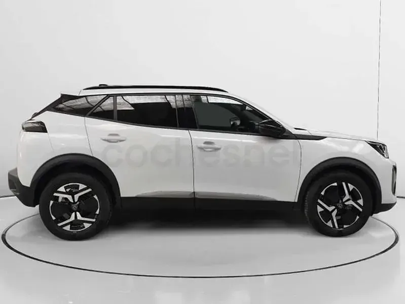Usado Peugeot 2008 Allure 100 CV (73 kW) 2024 Blanco SUV