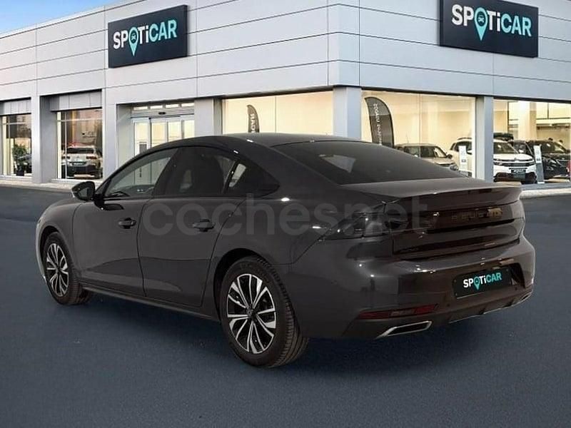 Usado Peugeot 508 Allure 130 CV (95 kW) 2024 Gris / plata Berlina