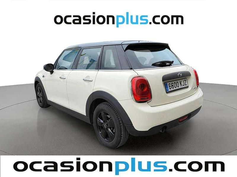 Usado Mini ONE 102 CV (75 kW) 2018 Blanco Utilitario