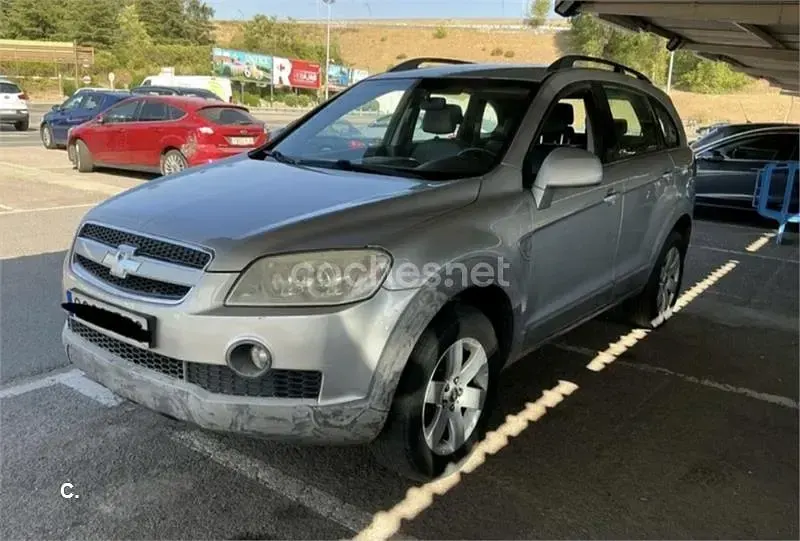 Usado Chevrolet Captiva LS 136 CV (100 kW) 2006 Gris / plata SUV