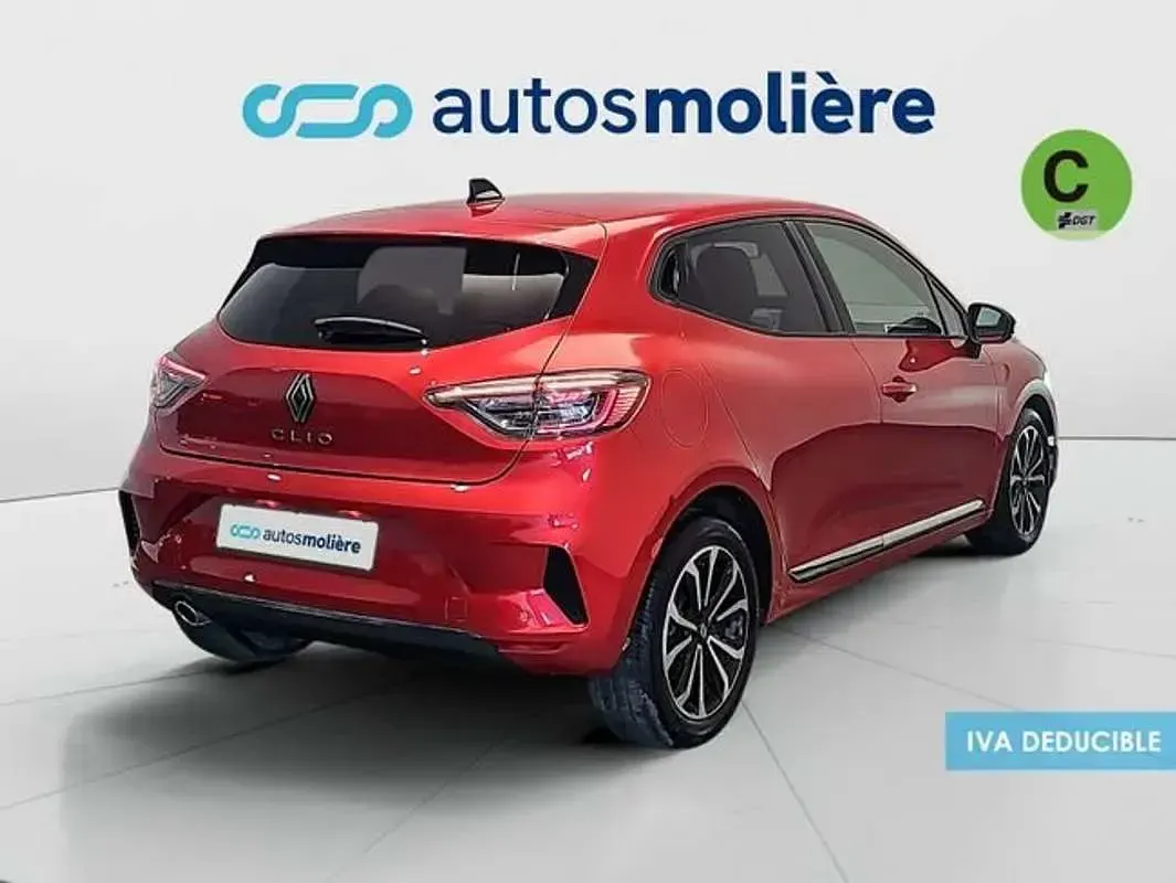 Usado Renault Clio Techno 91 CV (66 kW) 2024 Rojo Utilitario