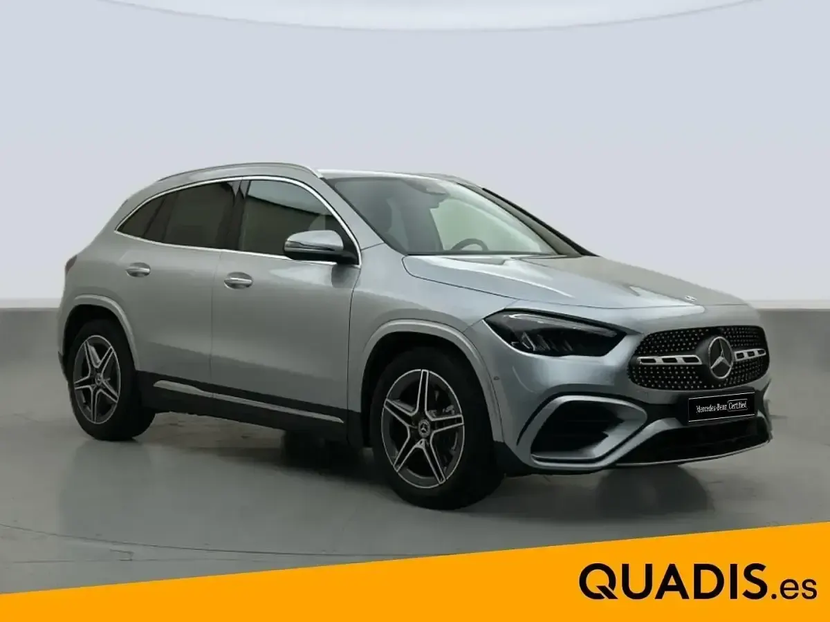 Nuevo Mercedes GLA200 150 CV (110 kW) 2025 Gris plata SUV