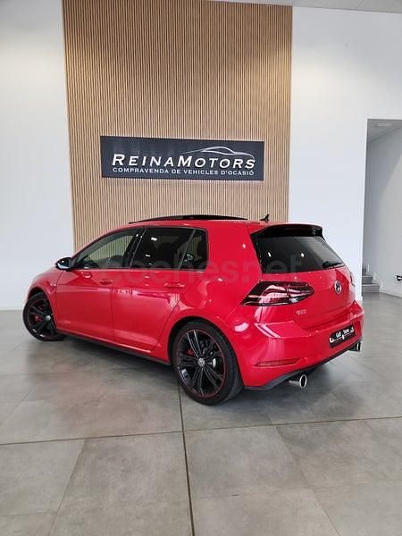 Usado VW Golf VII GTI 245 CV (180 kW) 2019 Rojo Berlina