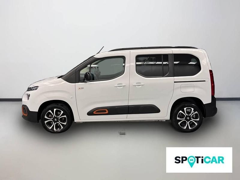 Usado Citroën Berlingo Shine 130 CV (95 kW) 2023 Blanco Monovolumen