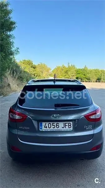 Usado Hyundai ix35 115 CV (84 kW) 2015 Gris / plata SUV