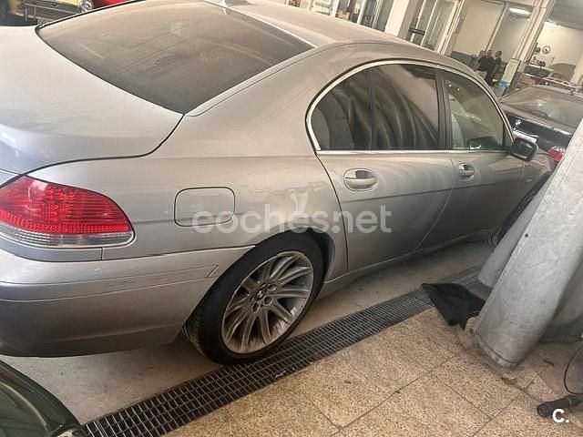 Usado BMW 740 258 CV (189 kW) 2003 Gris / plata Berlina