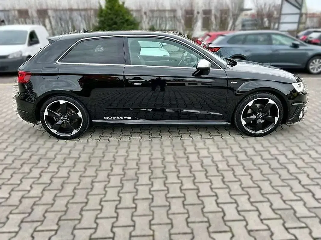 Usado Audi A3 Premium 150 CV (110 kW) 2014 Negro Utilitario
