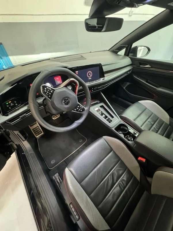 Usado VW Golf VII GTI 300 CV (220 kW) 2021 Negro Utilitario