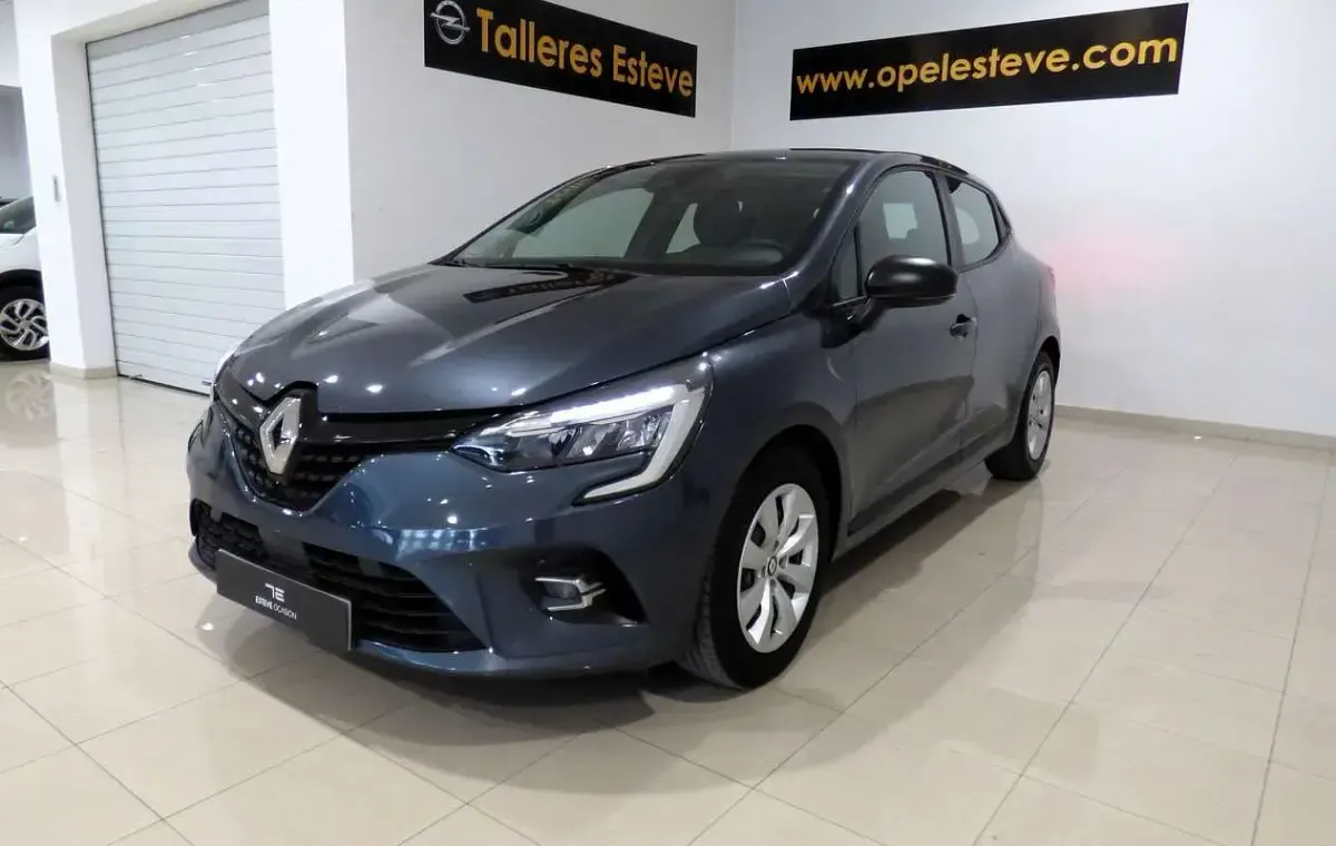 Usado Renault Clio Evolution 91 CV (66 kW) 2022 Gris Utilitario