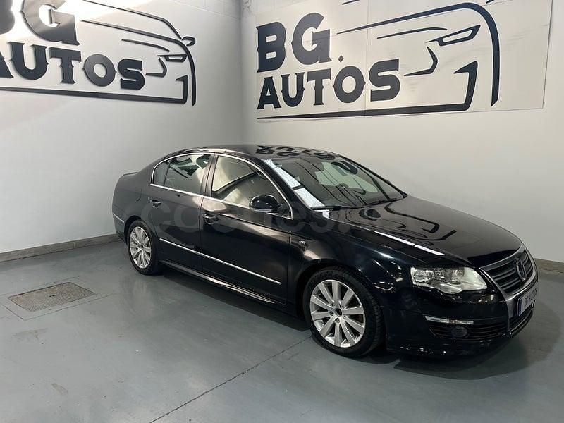 Usado VW Passat R-line 140 CV (102 kW) 2009 Negro Berlina