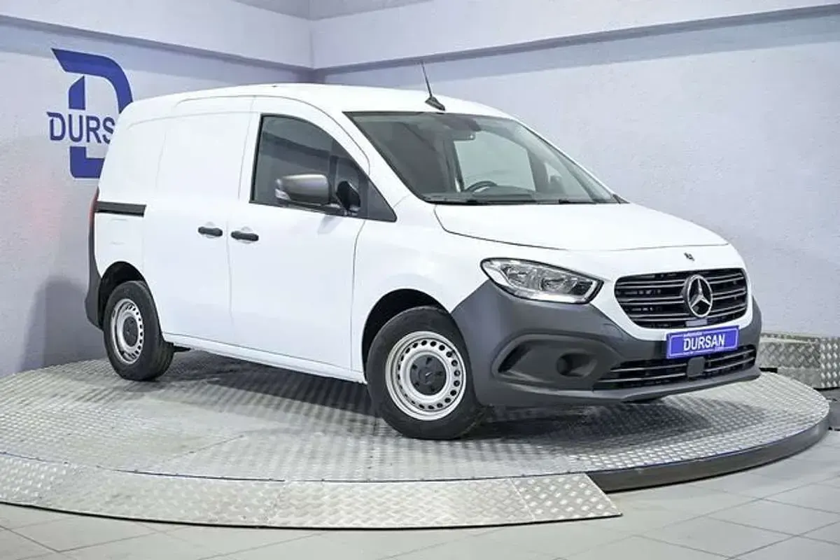 Usado Mercedes Citan 110 102 CV (75 kW) 2024 Blanco Monovolumen