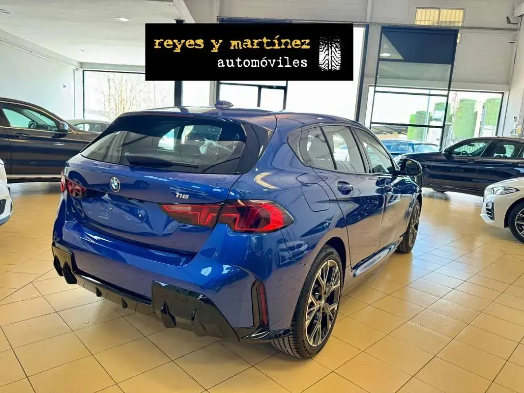 Usado BMW 116 M Sport 122 CV (89 kW) 2025 Azul Utilitario
