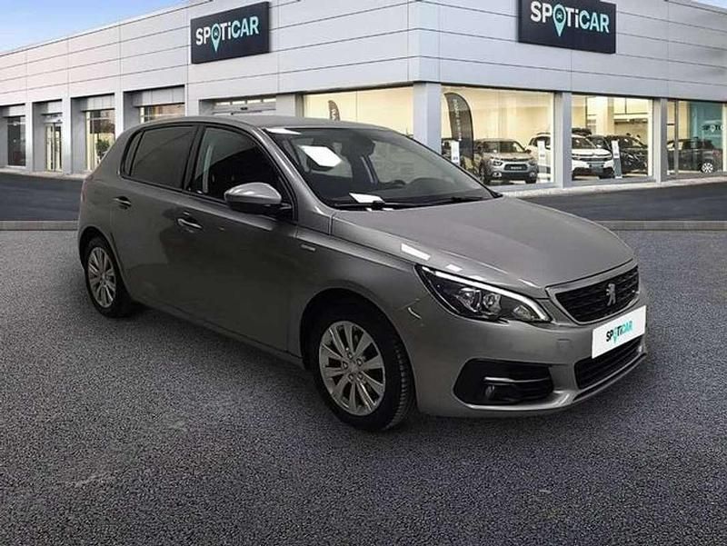 Usado Peugeot 308 Style 131 CV (96 kW) 2019 Gris Utilitario