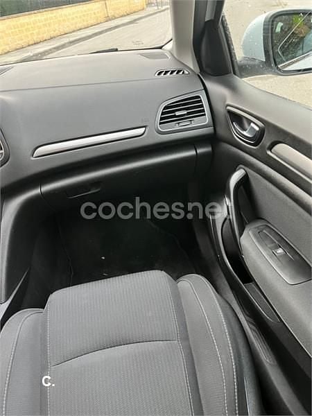 Usado Renault Mégane GrandTour Business 115 CV (84 kW) 2021 Blanco Familiar