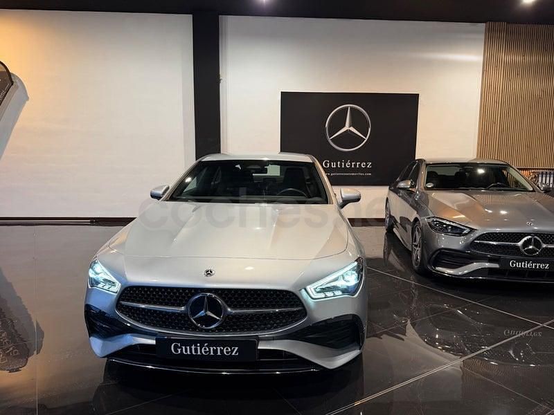 Usado Mercedes CLA250e 218 CV (160 kW) 2024 Gris / plata Berlina