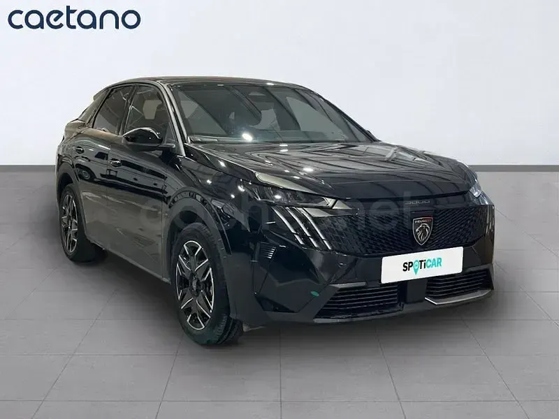 Usado Peugeot 3008 Allure 136 CV (100 kW) 2024 Negro SUV
