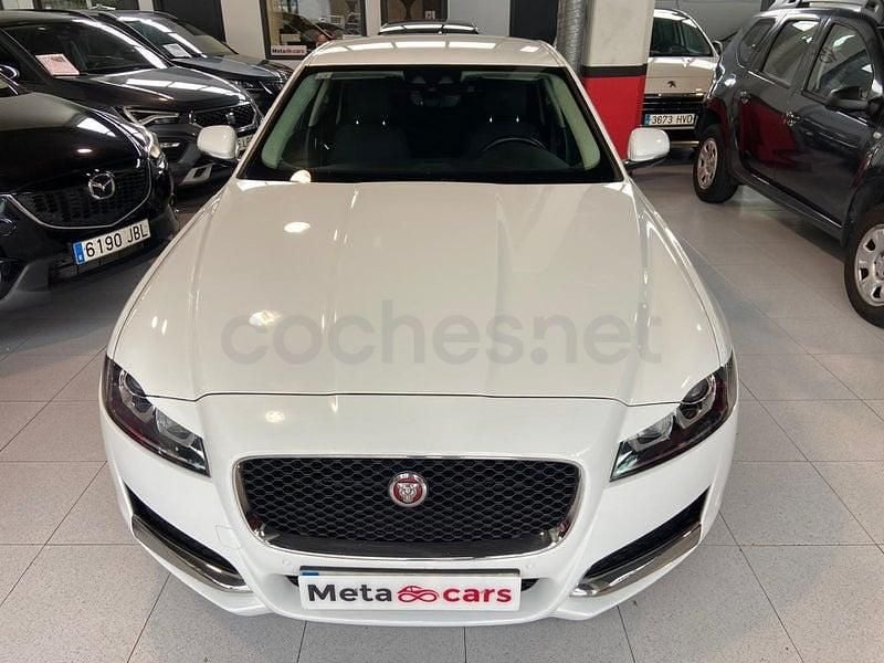 Usado Jaguar XF Pure 180 CV (132 kW) 2018 Blanco Berlina