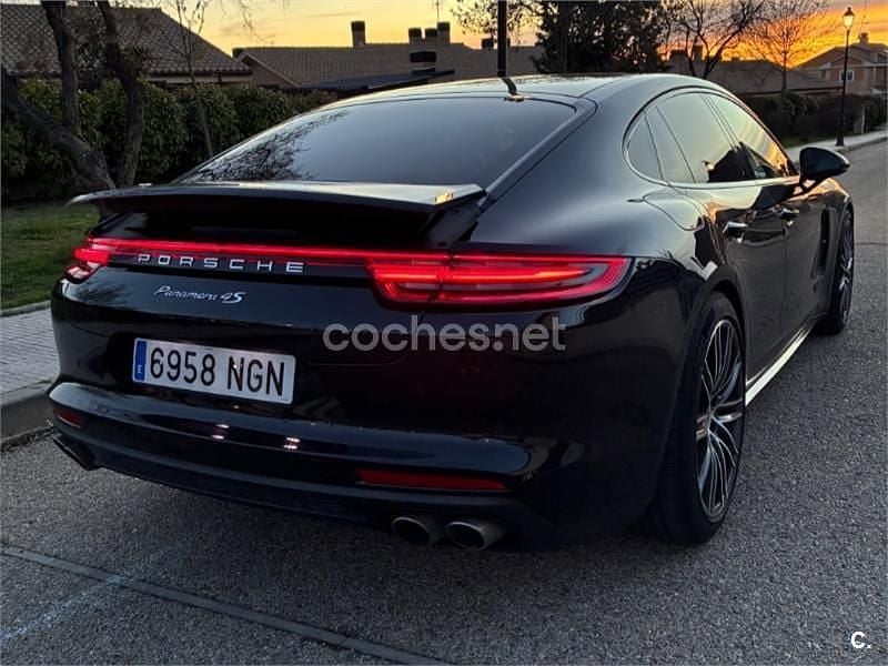Usado Porsche Panamera 4S 422 CV (310 kW) 2017 Negro Berlina