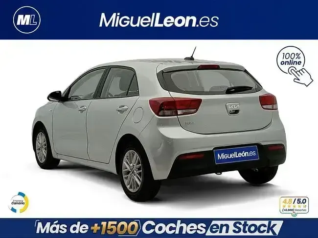 Usado Kia Rio 100 CV (73 kW) 2023 Gris