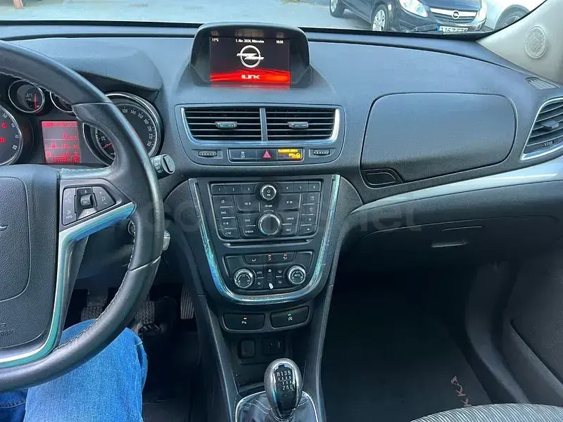 Usado Opel Mokka Selective 140 CV (102 kW) 2016 Blanco SUV