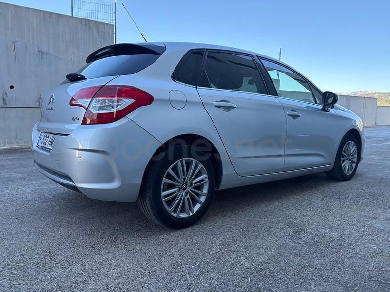 Usado Citroën C4 114 CV (83 kW) 2014 Gris / plata Berlina