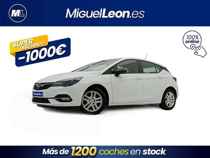 Usado Opel Astra Edition 111 CV (81 kW) 2022 Blanco Berlina