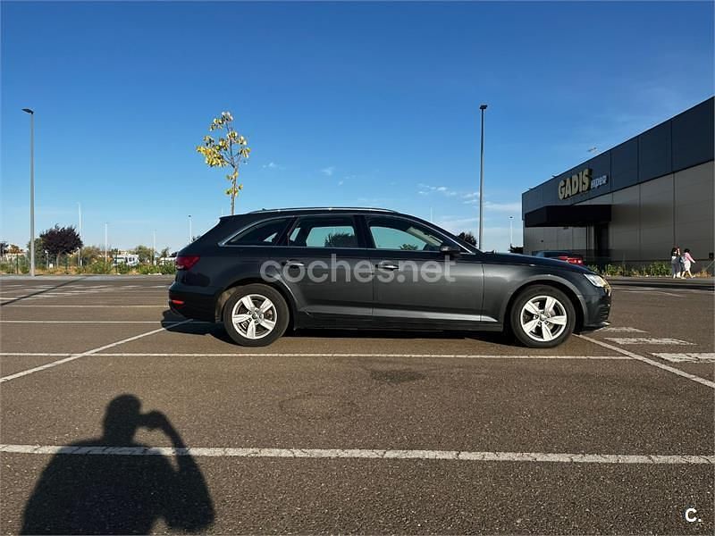 Usado Audi A4 150 CV (110 kW) 2016 Gris / plata Familiar