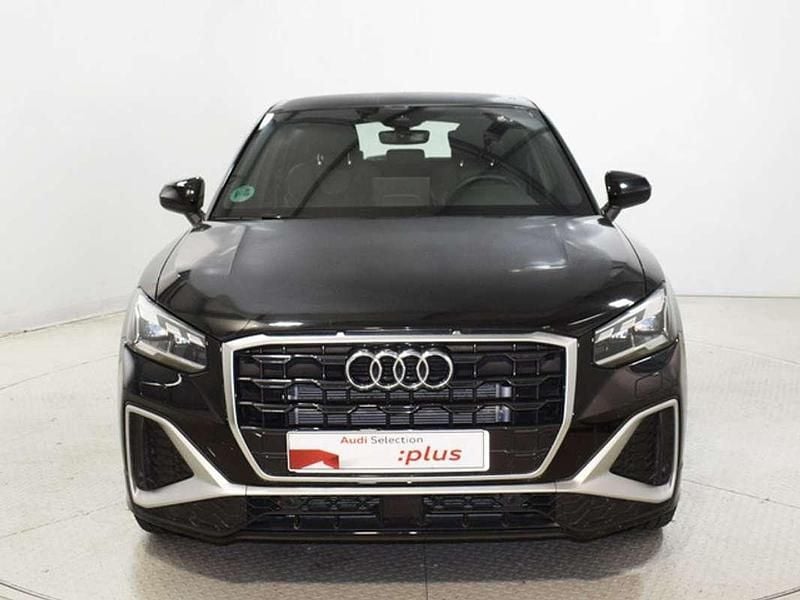Usado Audi Q2 Advanced 150 CV (110 kW) 2025 Negro SUV