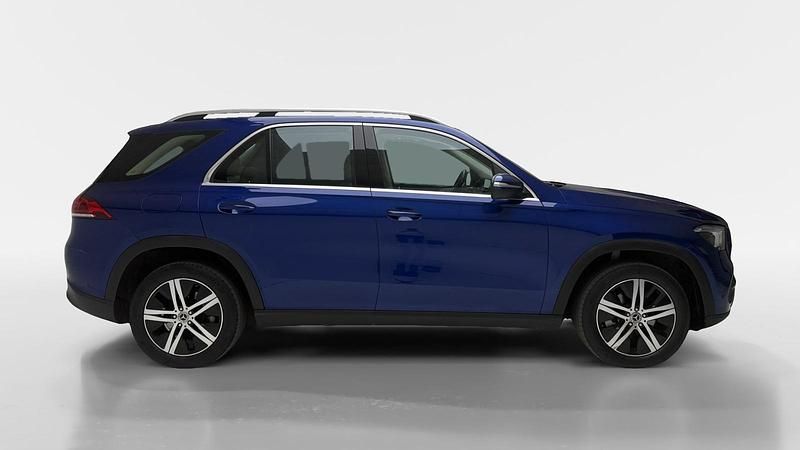Usado Mercedes GLE300 245 CV (180 kW) 2021 Azul Familiar