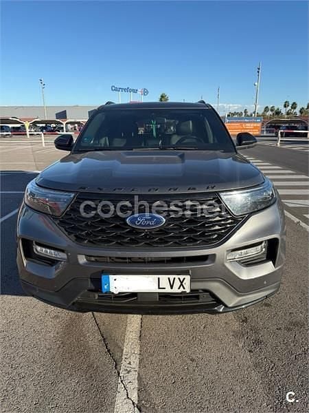 Gris / plata Usado 2022 Ford Explorer ST-Line SUV | 46.000 € (Precio justo) - Imagen 1/4