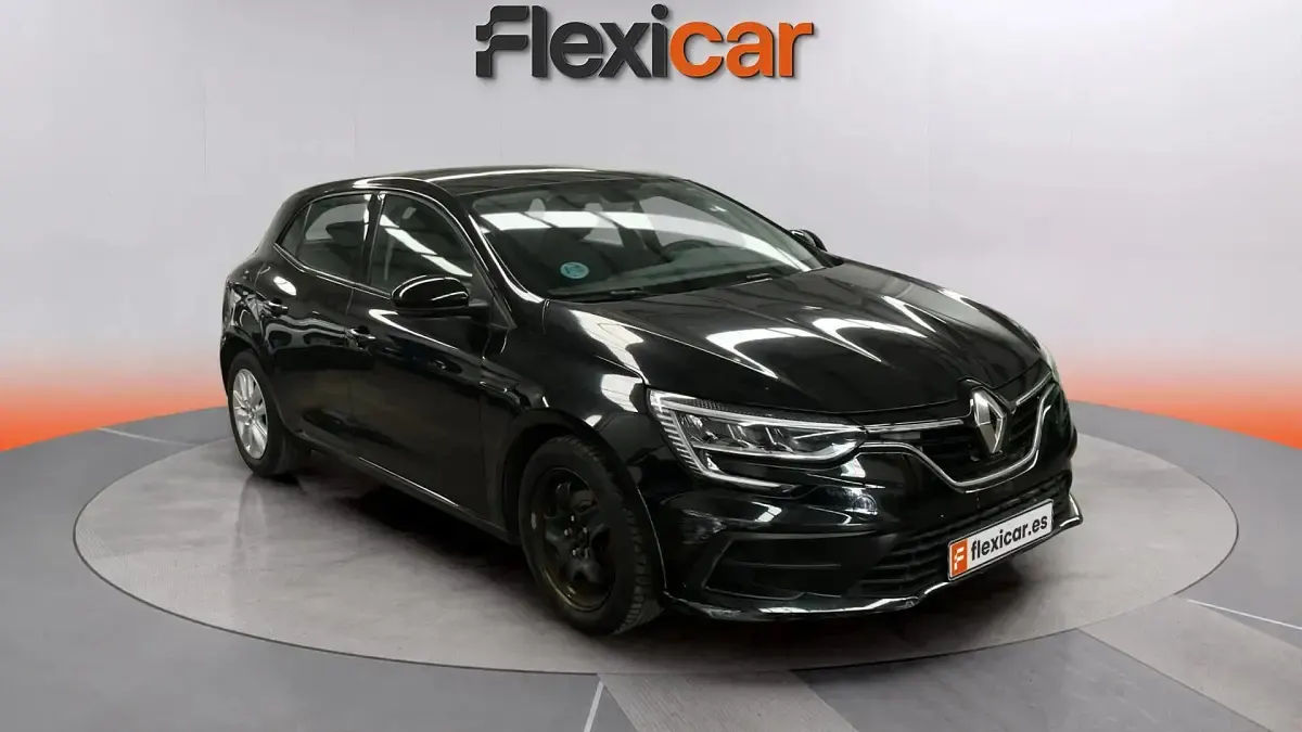 Usado Renault Mégane II Intens 115 HP (84 kW) 2022 Sedan