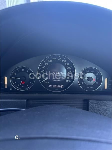 Beige Usado 2004 Mercedes CLK240 Avantgarde Coupe | 7000 € (Un poco caro) - Imagen 1/1