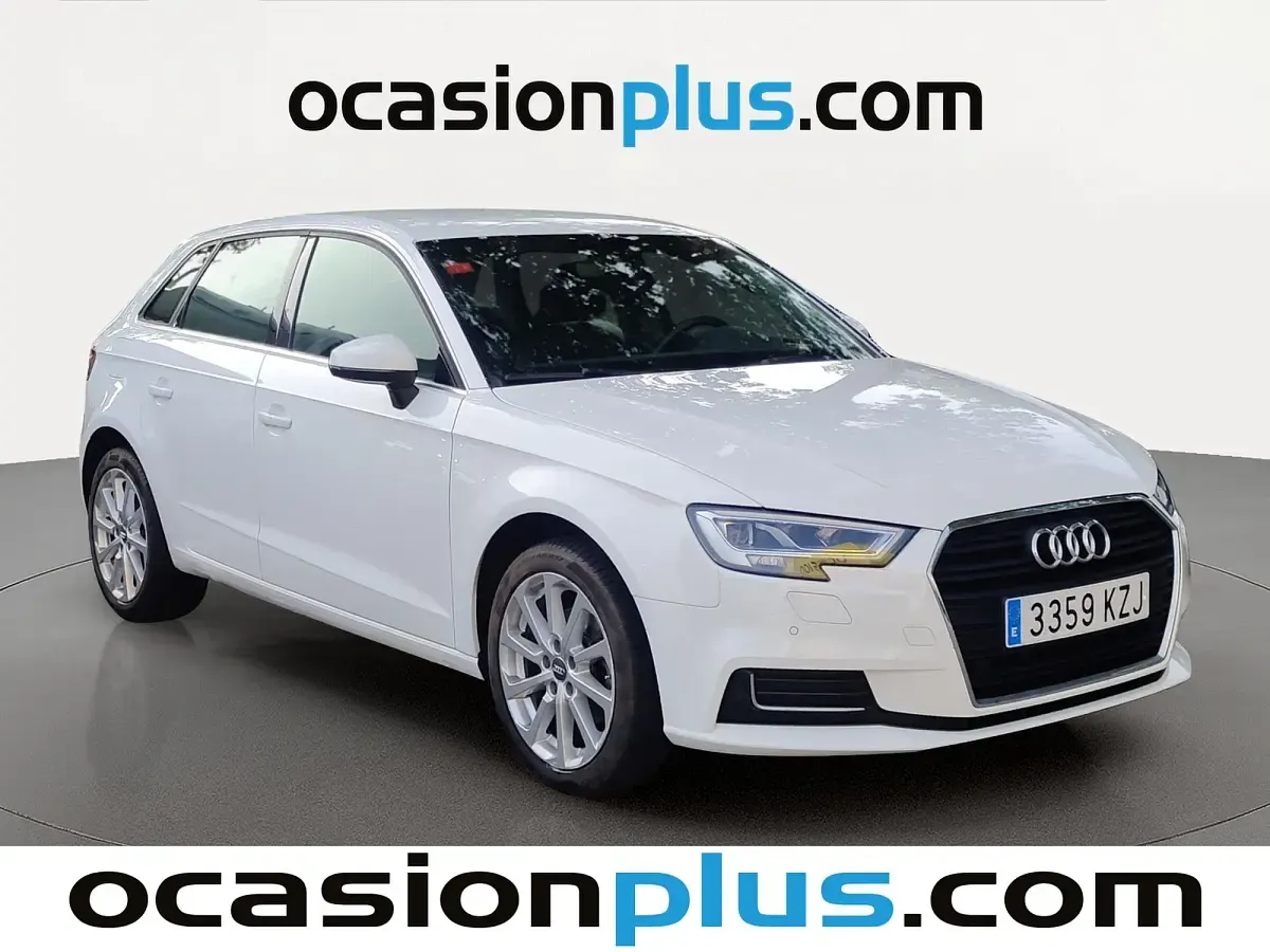 Usado Audi A3 Sportback Design 116 CV (85 kW) 2019 Blanco Utilitario
