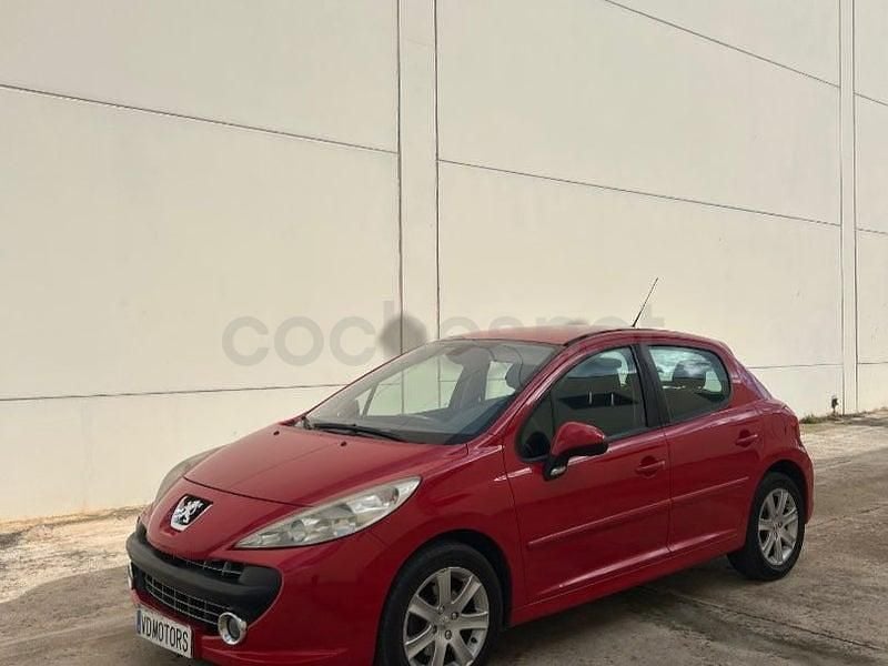 Usado Peugeot 207 Premium 120 CV (88 kW) 2007 Rojo Berlina